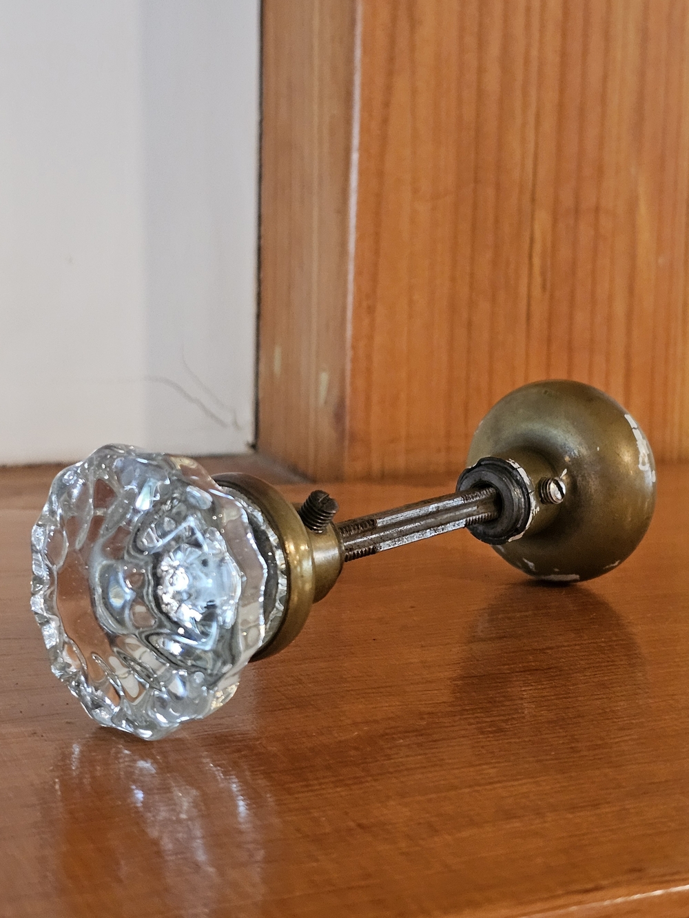 Vintage 2" Clear Fluted Glass Doorknob with Antique Brass Hardware (6.5" Length)